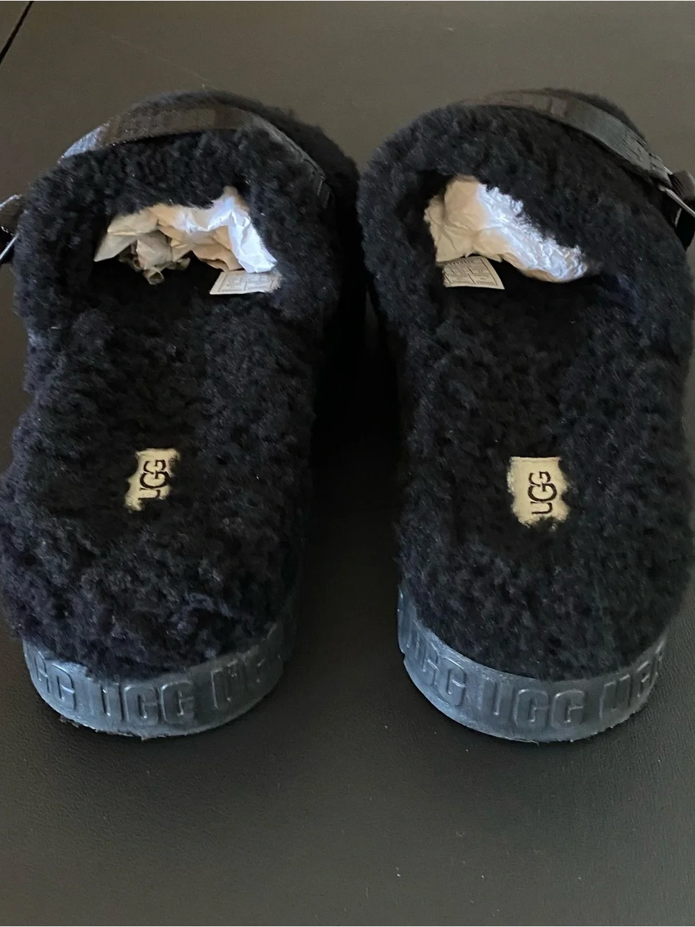 UGG Fluffita Black Sherpa Fur Slides Sandals Platform Logo Strap Buckle 10